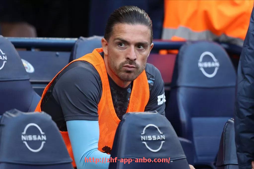 安博体育app下载-英超20支球队队服设计风格及球迷反响分析